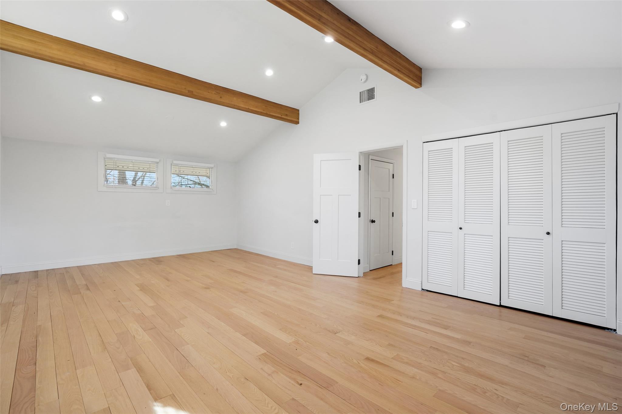 12 B Flintlock Ridge Road Katonah, NY 10536 - Photo 10 of 19 Primary Bedroom