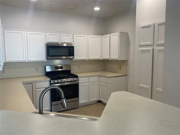 $2,350 | 1409 Post Oak Drive, Rowlett, TX 75089