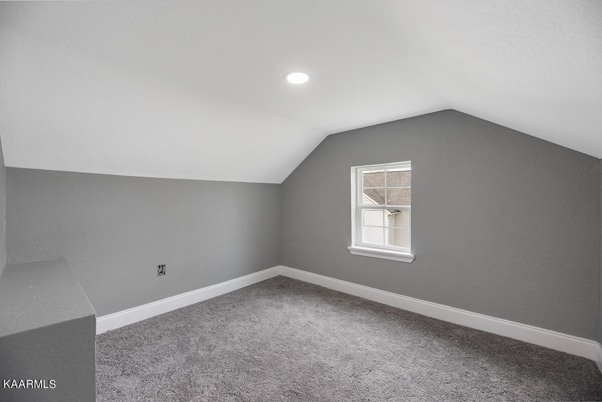 325 Blockhouse Valley Road Clinton, TN 37716 - Photo 18 of 23 F3B16569-B755-4D04-8530-700389E250DC