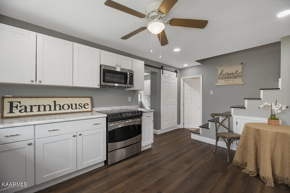 325 Blockhouse Valley Road Clinton, TN 37716 - Photo 9 of 23 FC1C0052-0EA1-4D03-8668-EC6D04AF46B8