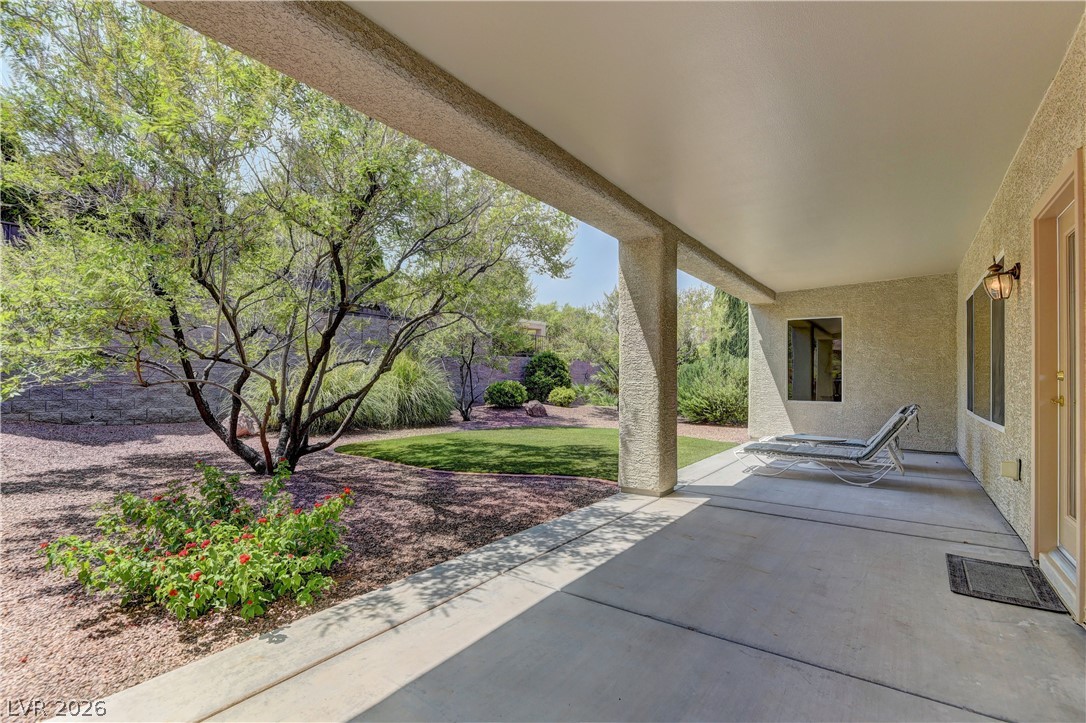 3013 Fort Stanwix Road Henderson, NV 89052 - Photo 23 of 26 View of patio