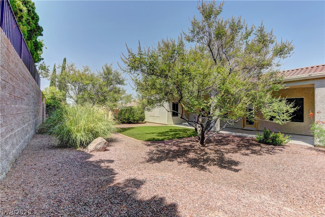 3013 Fort Stanwix Road Henderson, NV 89052 - Photo 25 of 26 View of fenced yard