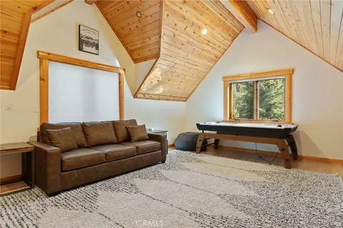 $1,099,000 | 43629 Bow Canyon Road, Big Bear Lake, CA 92315