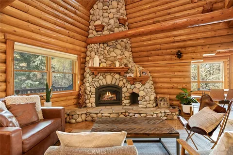 $1,099,000 | 43629 Bow Canyon Road, Big Bear Lake, CA 92315