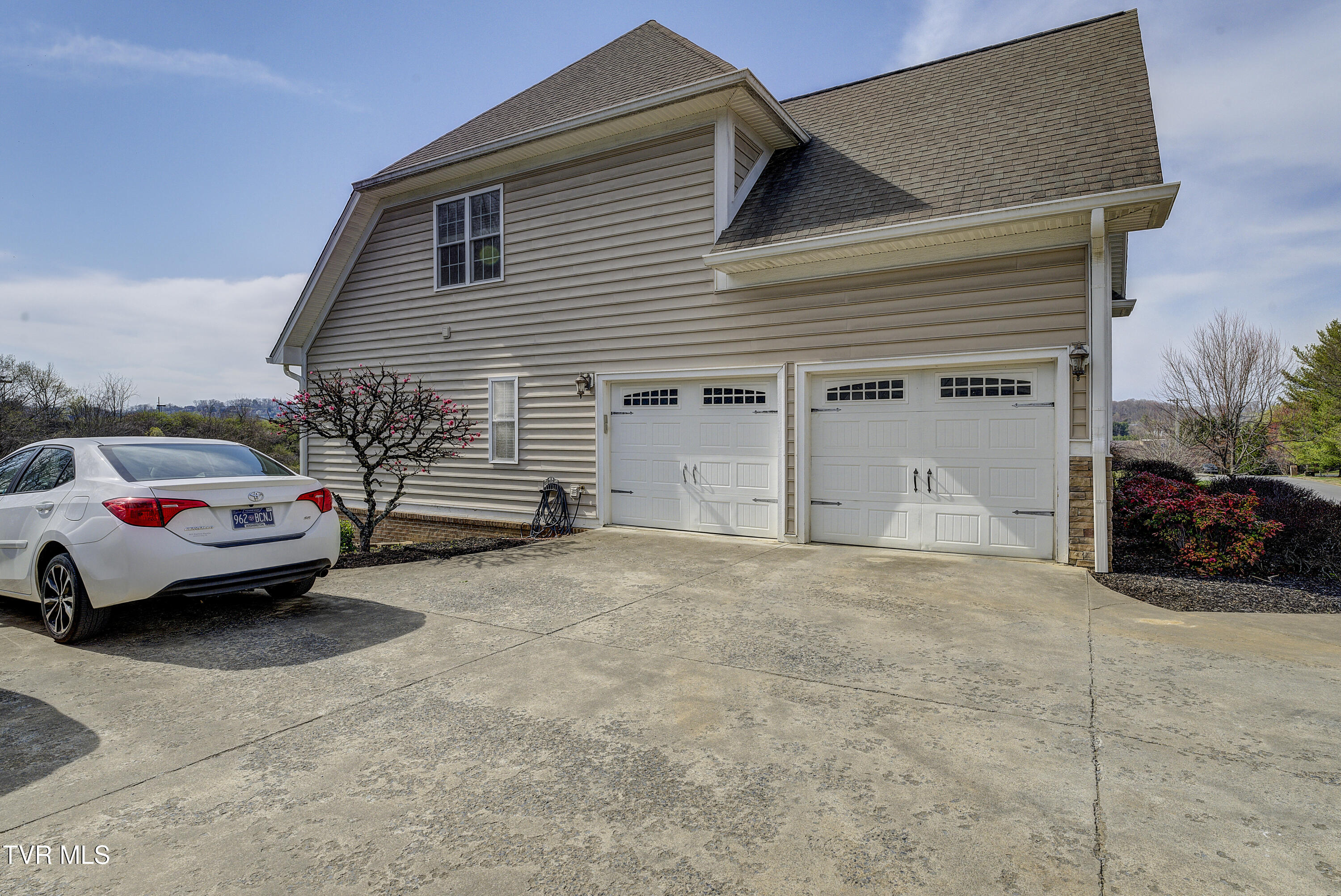 2909 Greenline Road Johnson City, TN 37604 - Photo 3 of 58 Greenline-61