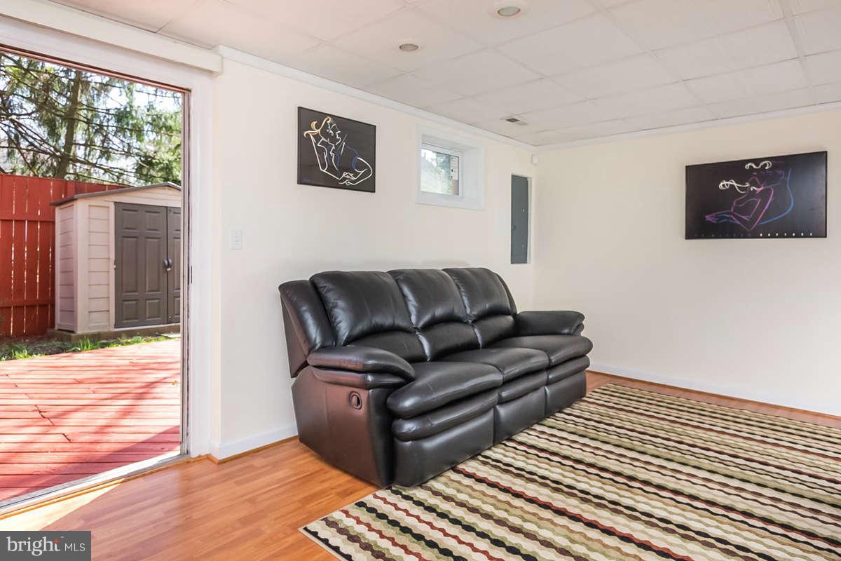 5987 Grand Banks Road Columbia, MD 21044 - Photo 12 of 29 Family Room