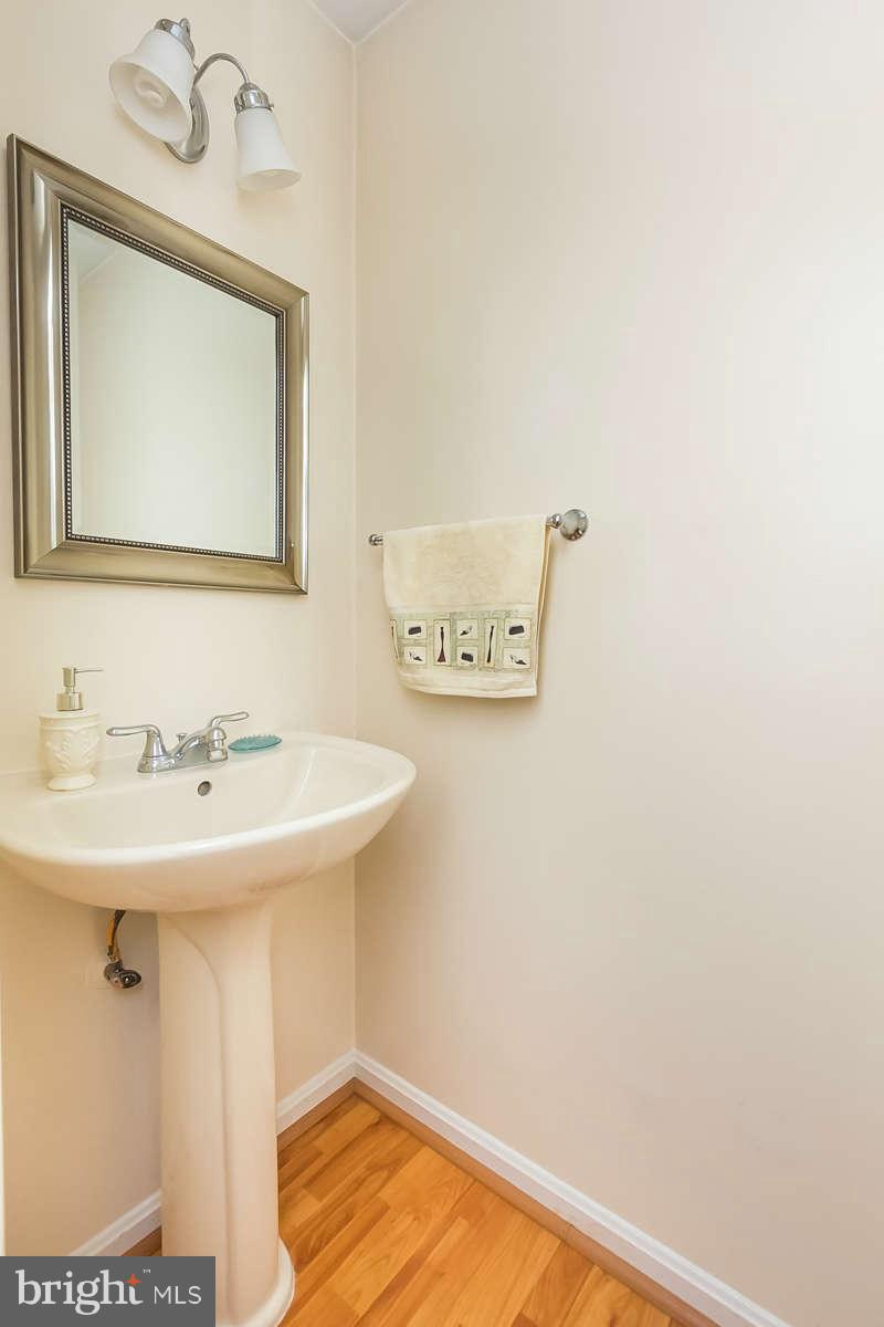 5987 Grand Banks Road Columbia, MD 21044 - Photo 26 of 29 Bath