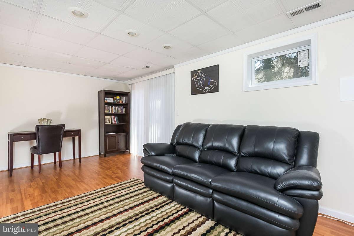 5987 Grand Banks Road Columbia, MD 21044 - Photo 28 of 29 Family Room