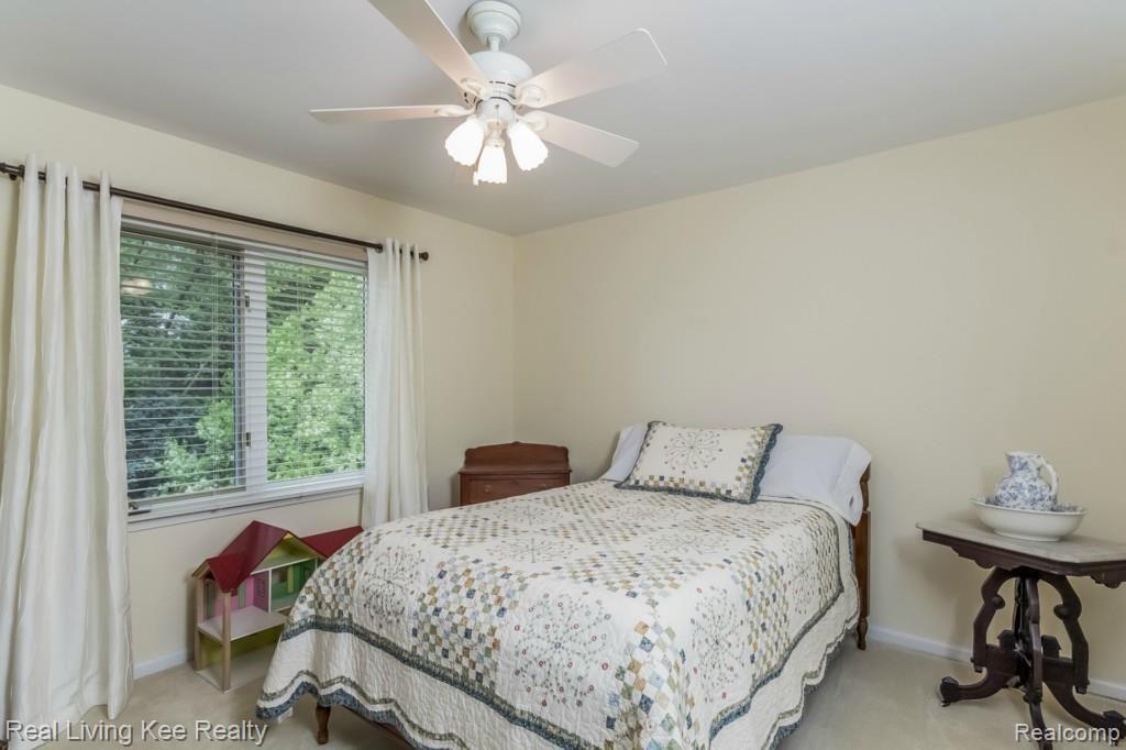 1777 Chase Drive Rochester, MI 48307 - Photo 30 of 53 029-1688897-medium.jpg