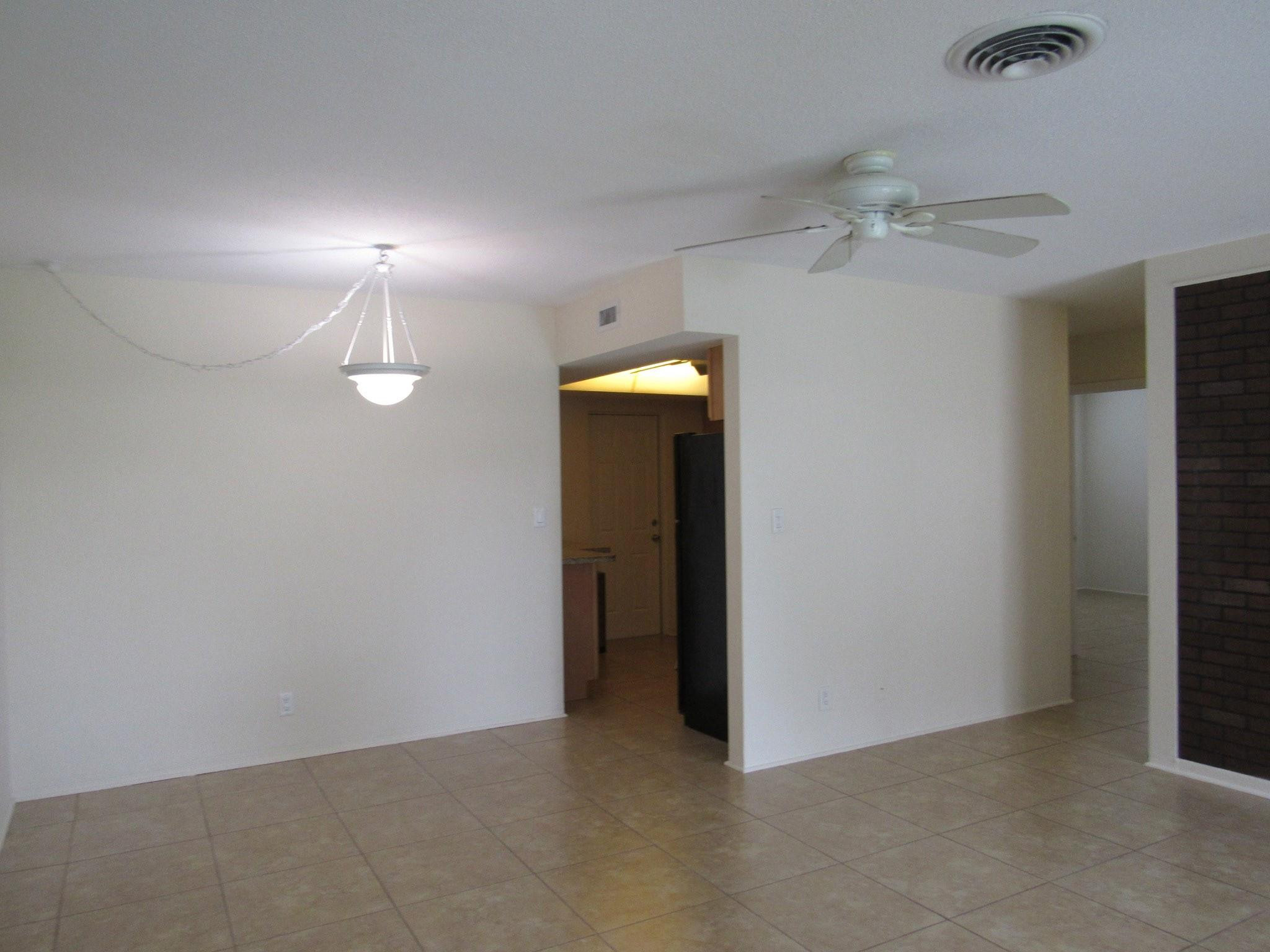 1911 Northeast 27th Court Lighthouse Point, FL 33064 - Photo 8 of 41 Photo 8