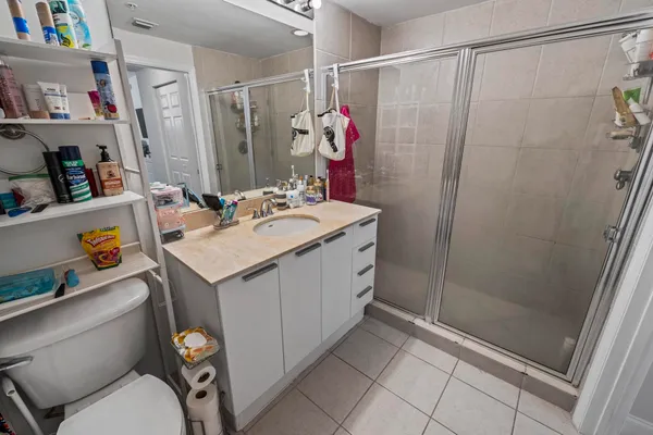 $294,000 | 140 South Dixie Highway, Unit 512, Hollywood, FL 33020
