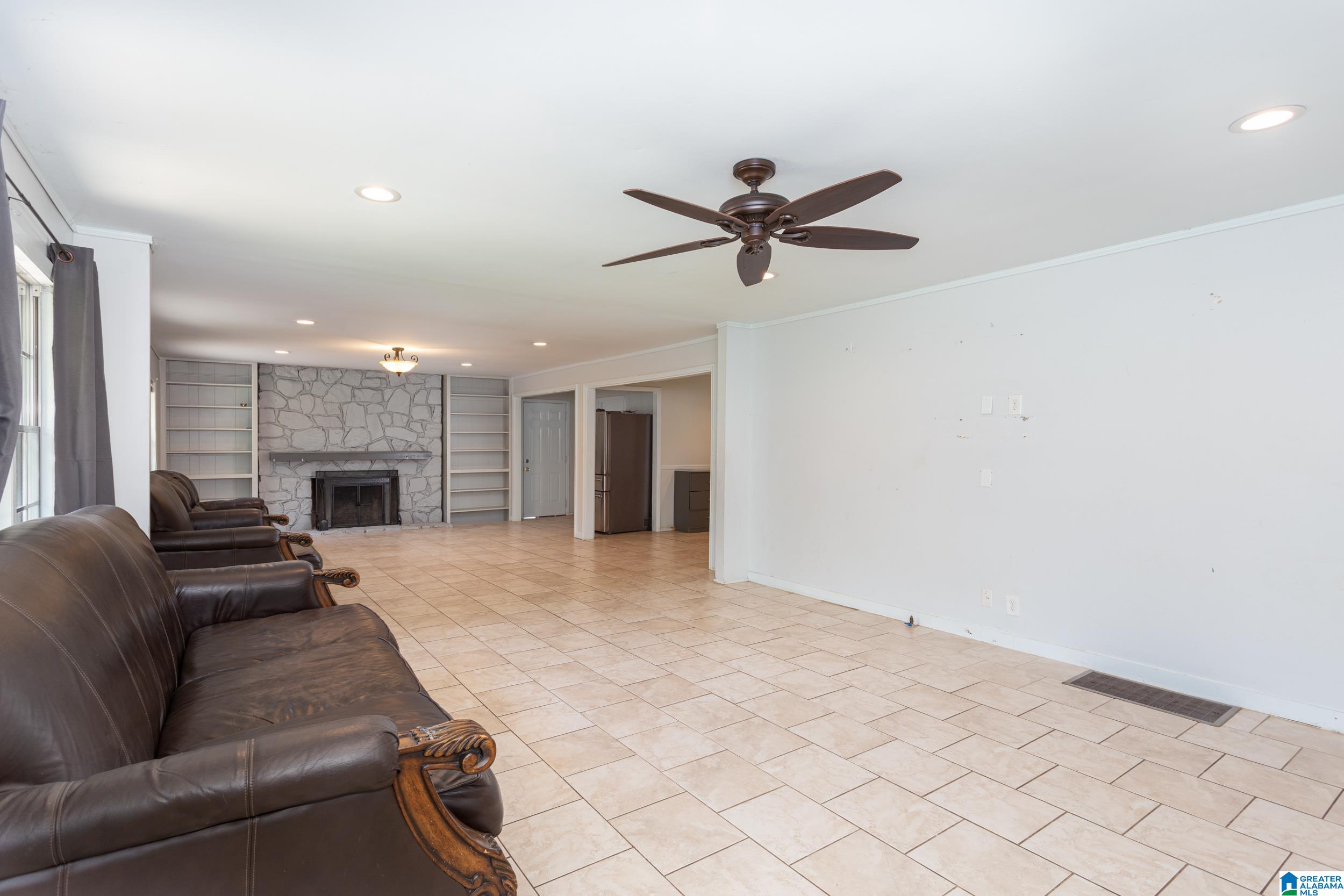 5048 Eubanks Road Bessemer, AL 35022 - Photo 3 of 25
