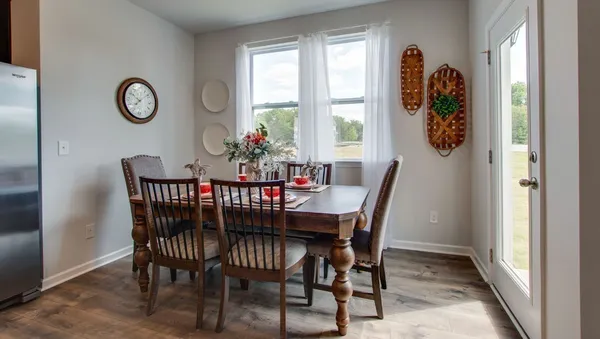 $499,990 | 4228 Henslowe Road, Columbia, TN 38401