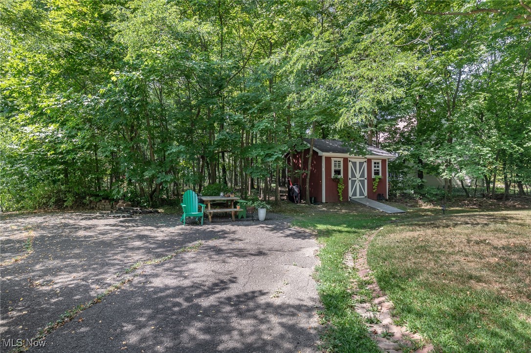 38004 Ridge Road Willoughby, OH 44094 - Photo 33 of 34 Gallery Image 33