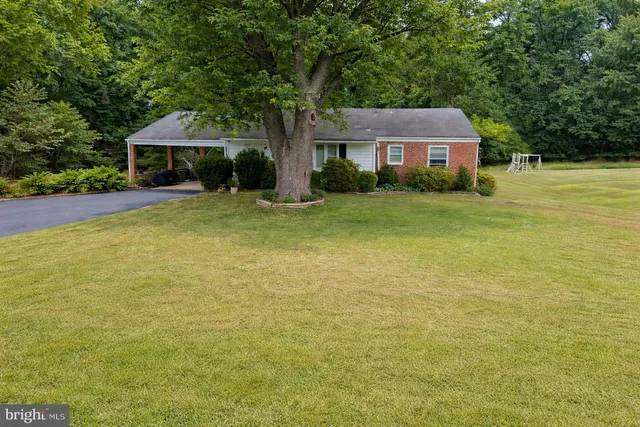 $375,000 | 4006 Kahlston Road, Baltimore, MD 21236