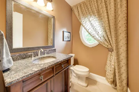 $1,100,000 | 31 Prairie Lane, Wayne, IL 60184