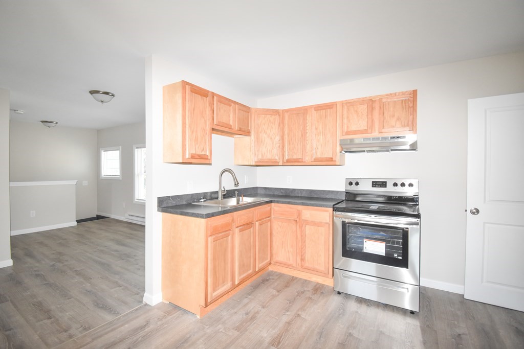 9 Morris Street Springfield, MA 01105 - Photo 10 of 31