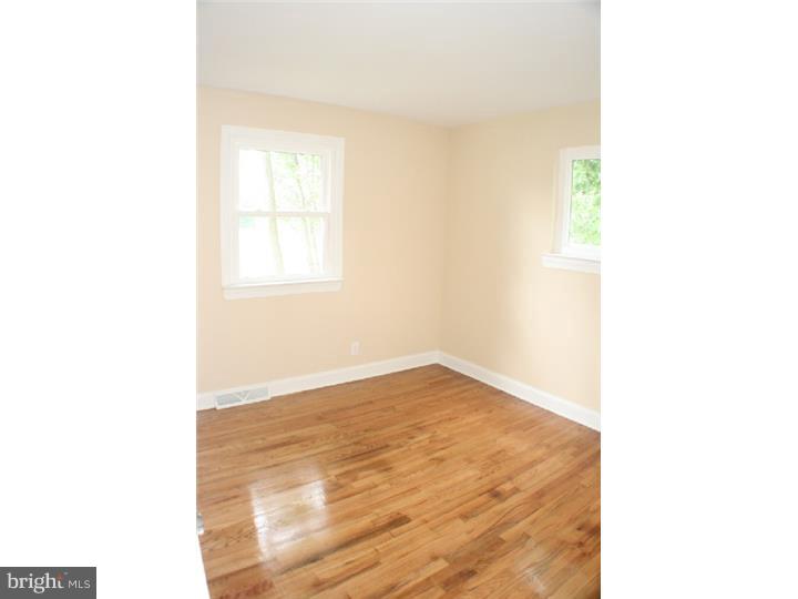 122 West Cohawkin Road Clarksboro, NJ 08020 - Photo 14 of 23 Bedroom 2