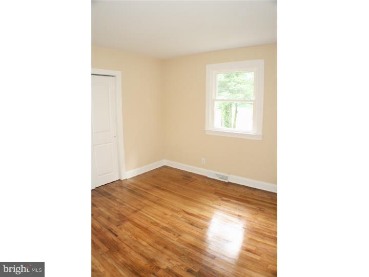 122 West Cohawkin Road Clarksboro, NJ 08020 - Photo 15 of 23 Bedroom 3
