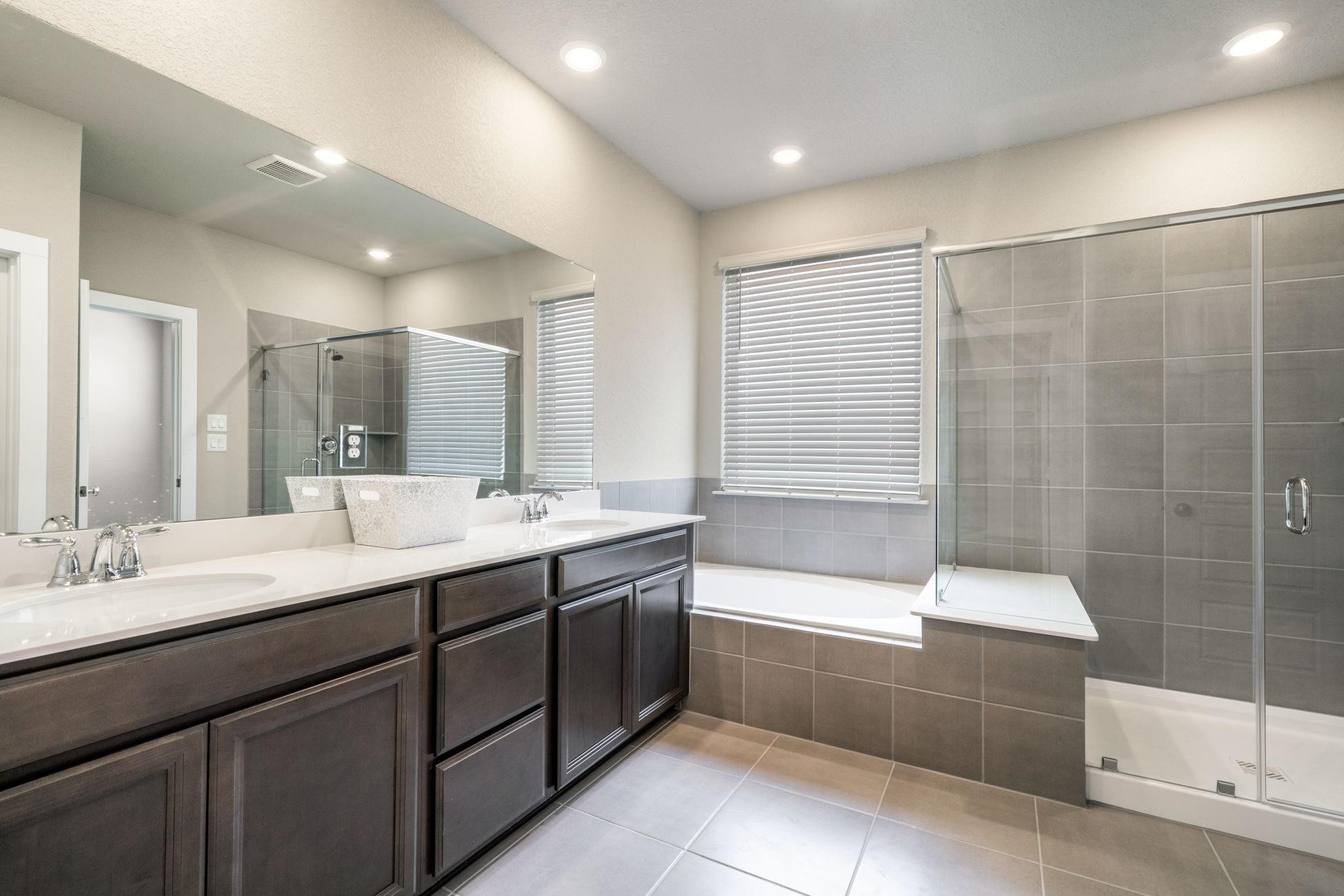 8209 Rising Stream Drive Houston, TX 77063 - Photo 26 of 35