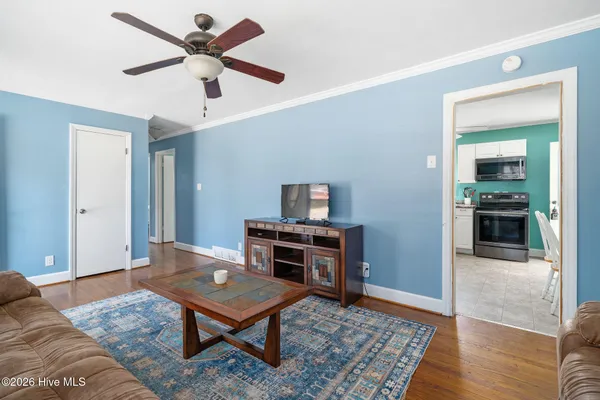 $185,000 | 314 Kennedy Street, Beulaville, NC 28518