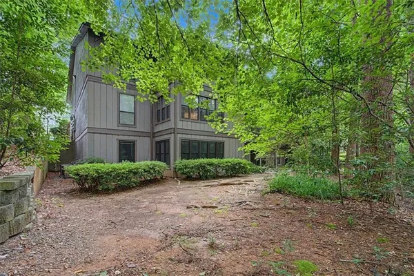 $220,000 | 319 Smokerise Circle Southeast, Marietta, GA 30067