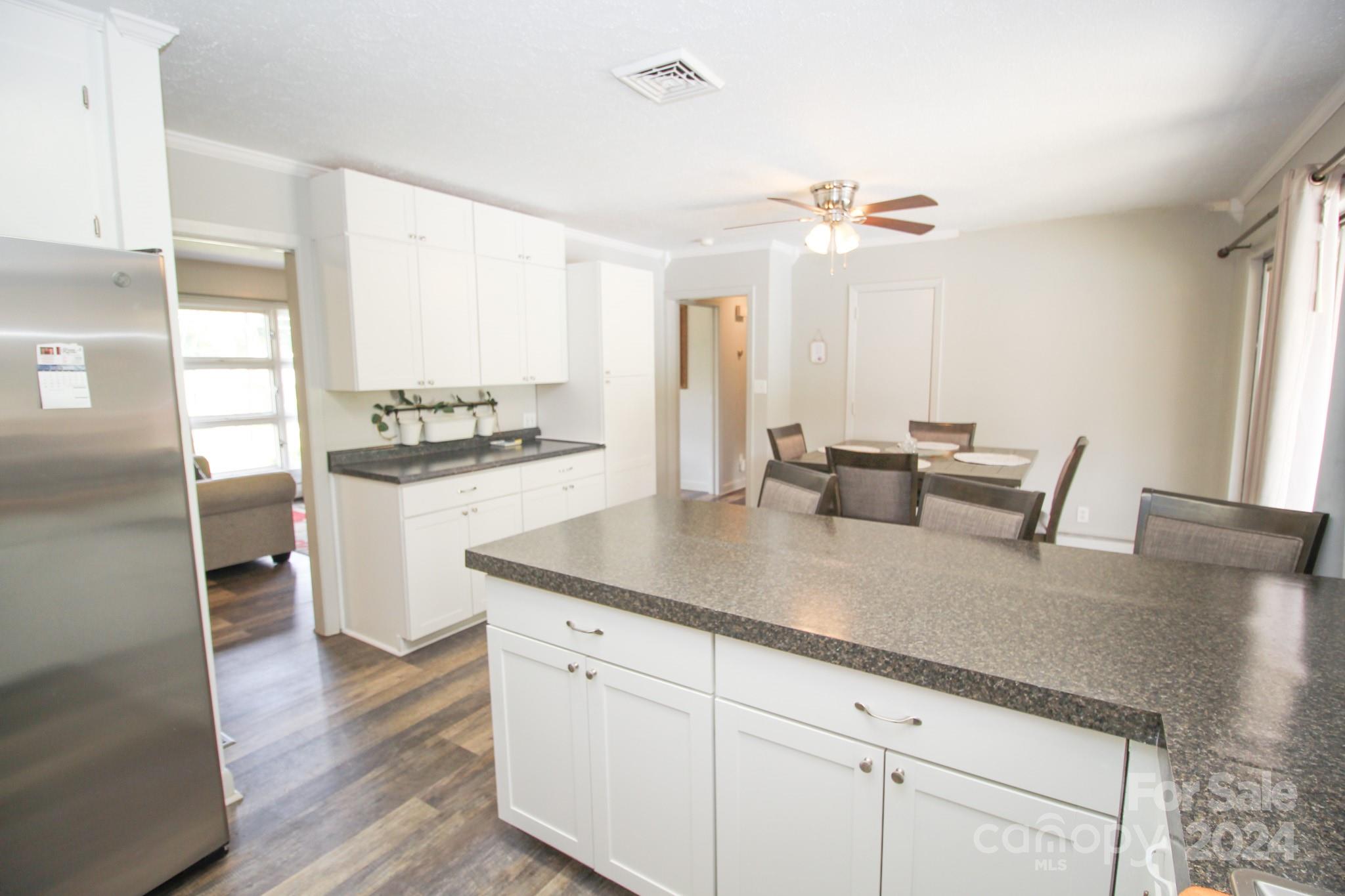 507 Pea Ridge Street Morganton, NC 28655 - Photo 16 of 29 Gallery Image 16
