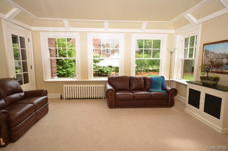 425 Washington Road Grosse Pointe, MI 48230 - Photo 14 of 25 Family Room