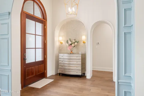 $900,000 | 201 Greyford Drive, Lafayette, LA 70503