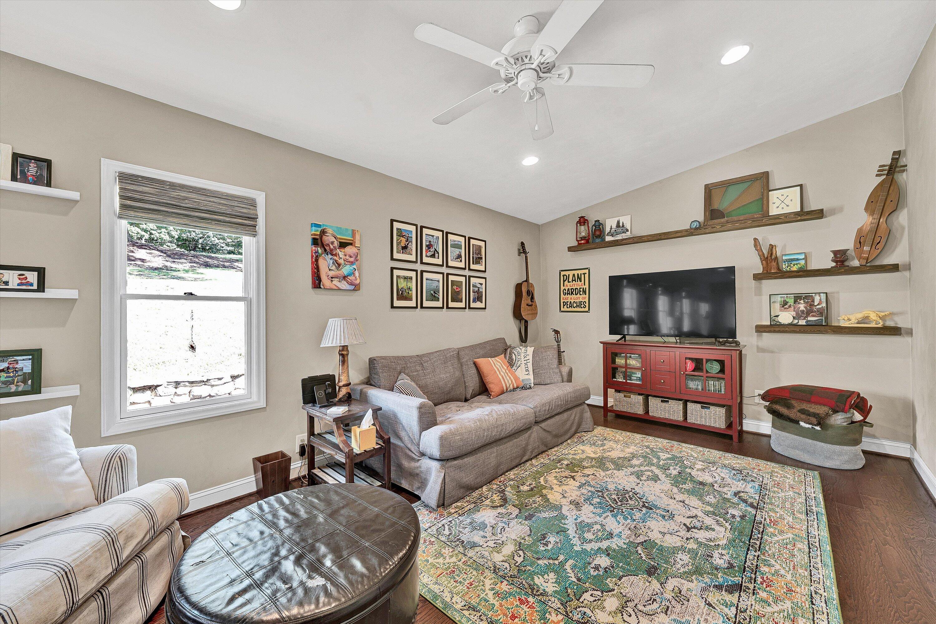 1555 Coopers Cove Road Hardy, VA 24101 - Photo 18 of 49 18-DSC00040