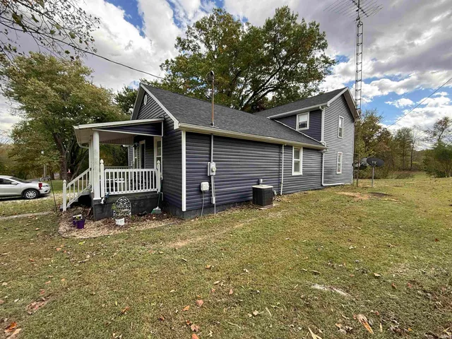 $229,500 | 9106 East Oak Street, Velpen, IN 47590