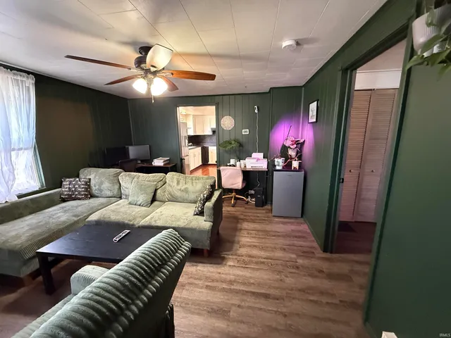 $229,500 | 9106 East Oak Street, Velpen, IN 47590