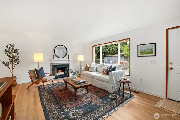$609,950 | 11726 8th Avenue South, Burien, WA 98168