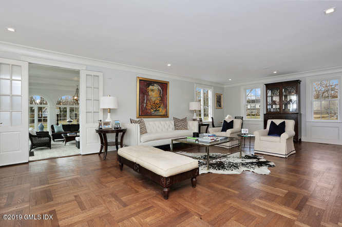 107 Meadow Road Riverside, CT 06878 - Photo 11 of 48 107 Meadow Rd Riverside CT-small-016-60-