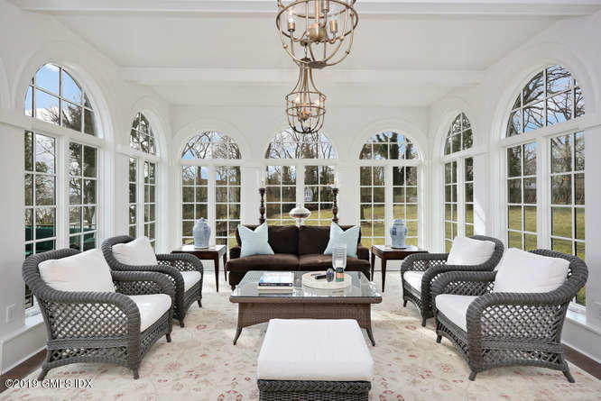 107 Meadow Road Riverside, CT 06878 - Photo 16 of 48 107 Meadow Rd Riverside CT-small-021-40-