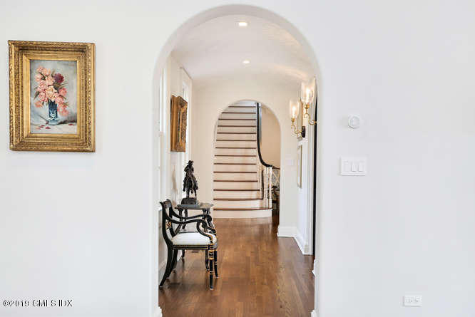 107 Meadow Road Riverside, CT 06878 - Photo 17 of 48 107 Meadow Rd Riverside CT-small-015-31-