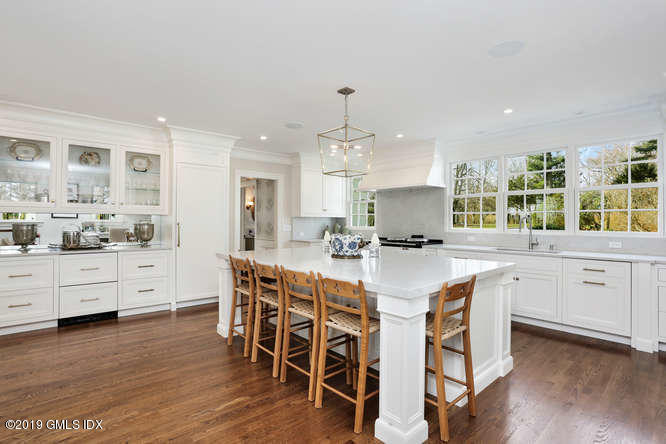 107 Meadow Road Riverside, CT 06878 - Photo 29 of 48 107 Meadow Rd Riverside CT-small-031-16-