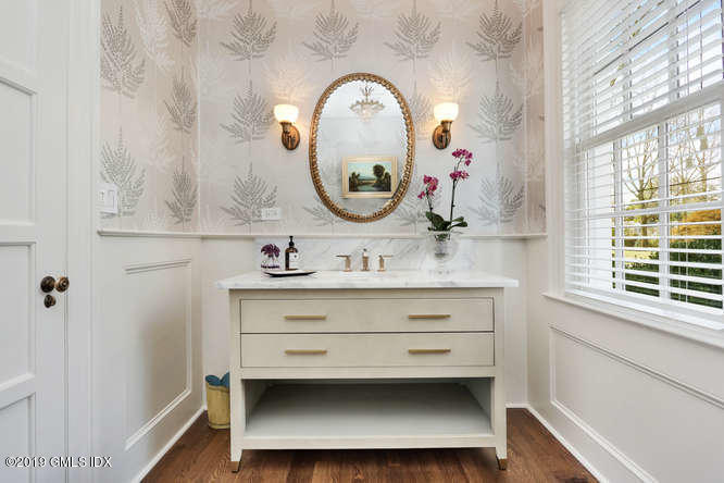 107 Meadow Road Riverside, CT 06878 - Photo 30 of 48 107 Meadow Rd Riverside CT-small-032-14-