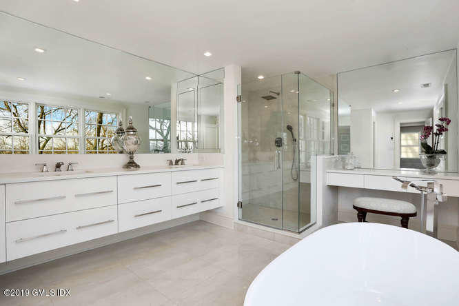 107 Meadow Road Riverside, CT 06878 - Photo 34 of 48 107 Meadow Rd Riverside CT-small-081-119