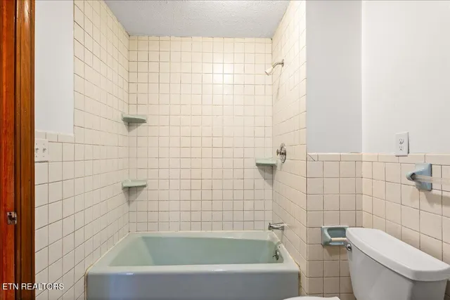 $425,000 | 261 Lance Lane, La Follette, TN 37766