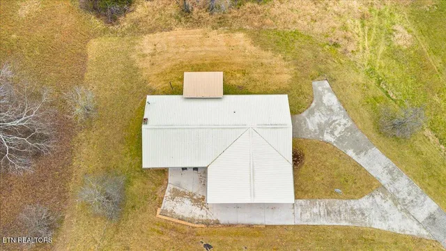 $425,000 | 261 Lance Lane, La Follette, TN 37766