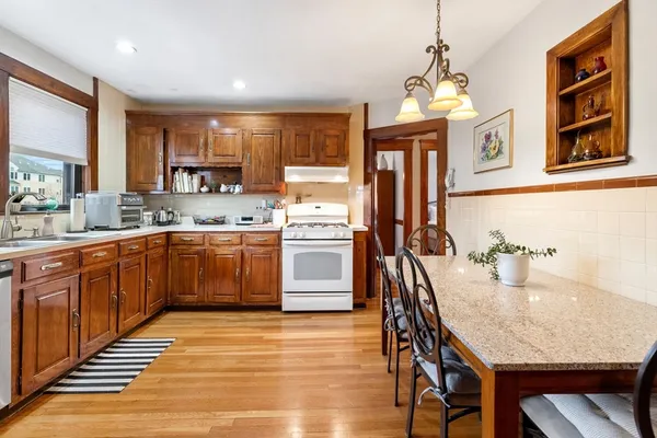 $1,500,000 | 21-23 7th Street, Medford, MA 02155
