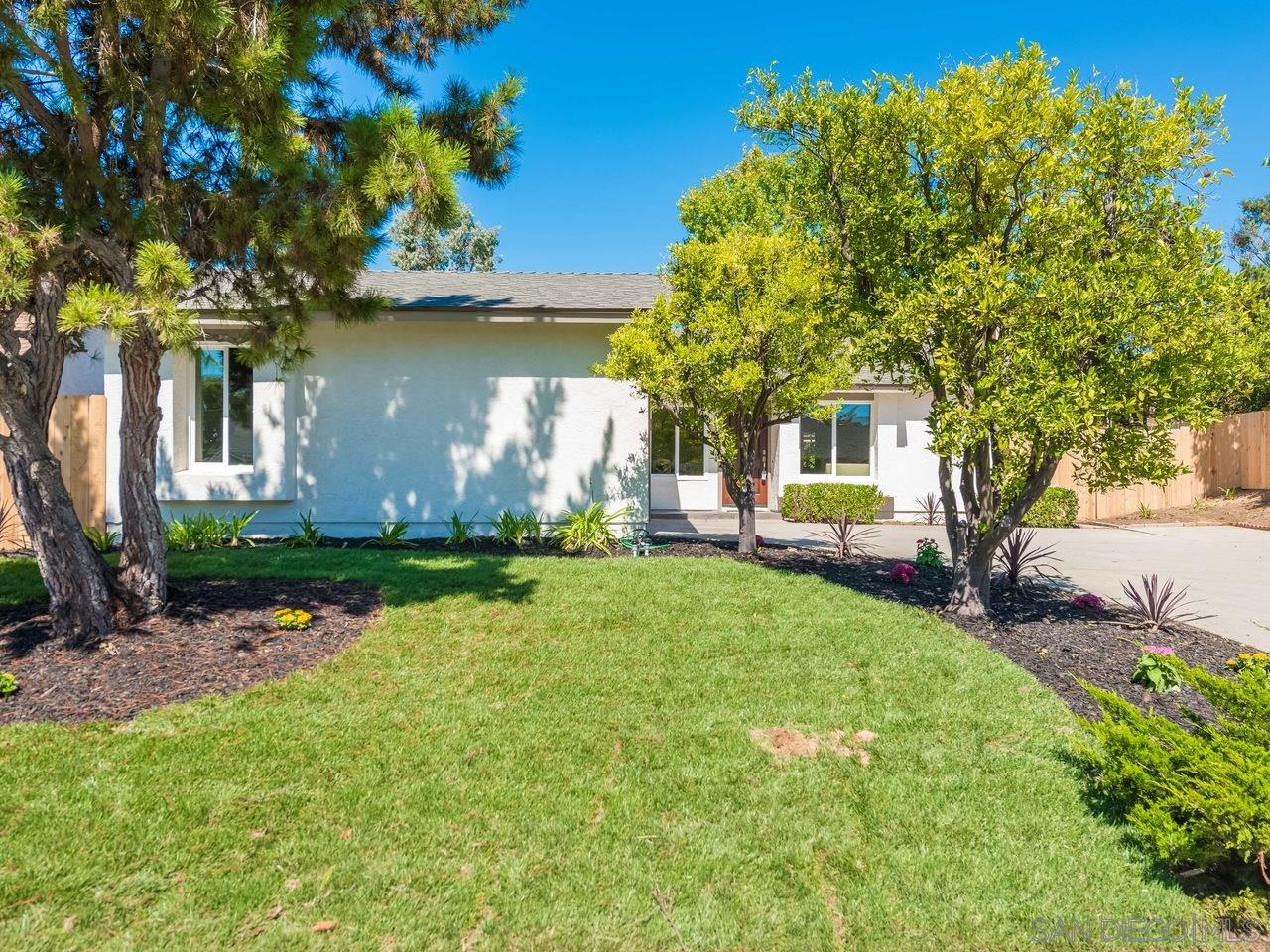 1736 Deerfield Road Encinitas, CA 92024 - Photo 2 of 25