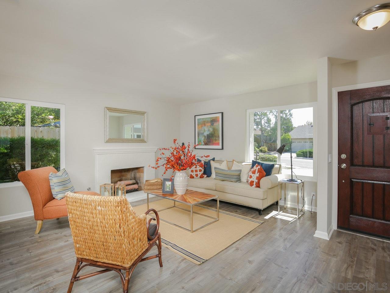 1736 Deerfield Road Encinitas, CA 92024 - Photo 5 of 25