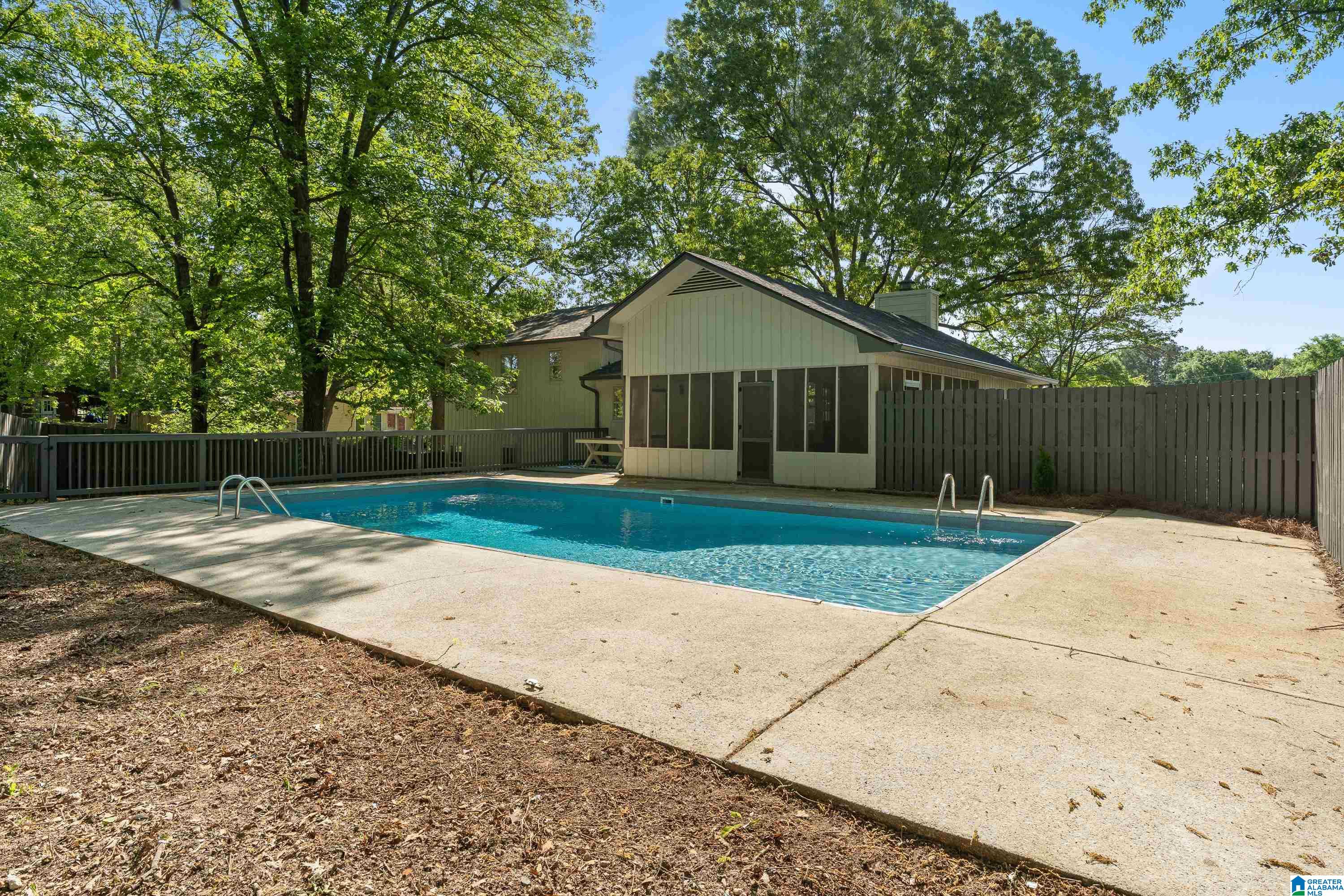 1433 Queen Ann Circle Alabaster, AL 35007 - Photo 36 of 39