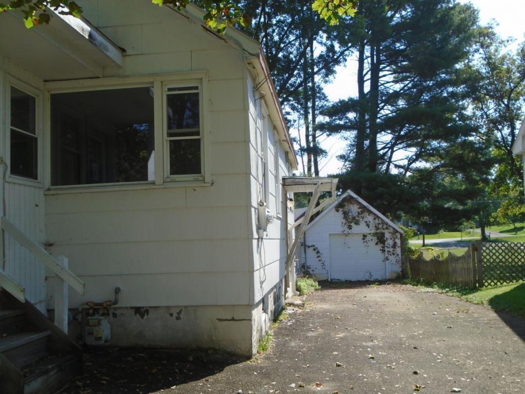 80 Carmichael Road Binghamton, NY 13901 - Photo 3 of 27 Gallery Image 3