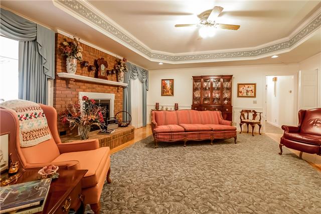 613 Cooks Hill Road Mount Juliet, TN 37122 - Photo 15 of 20 Another view of the Family Room