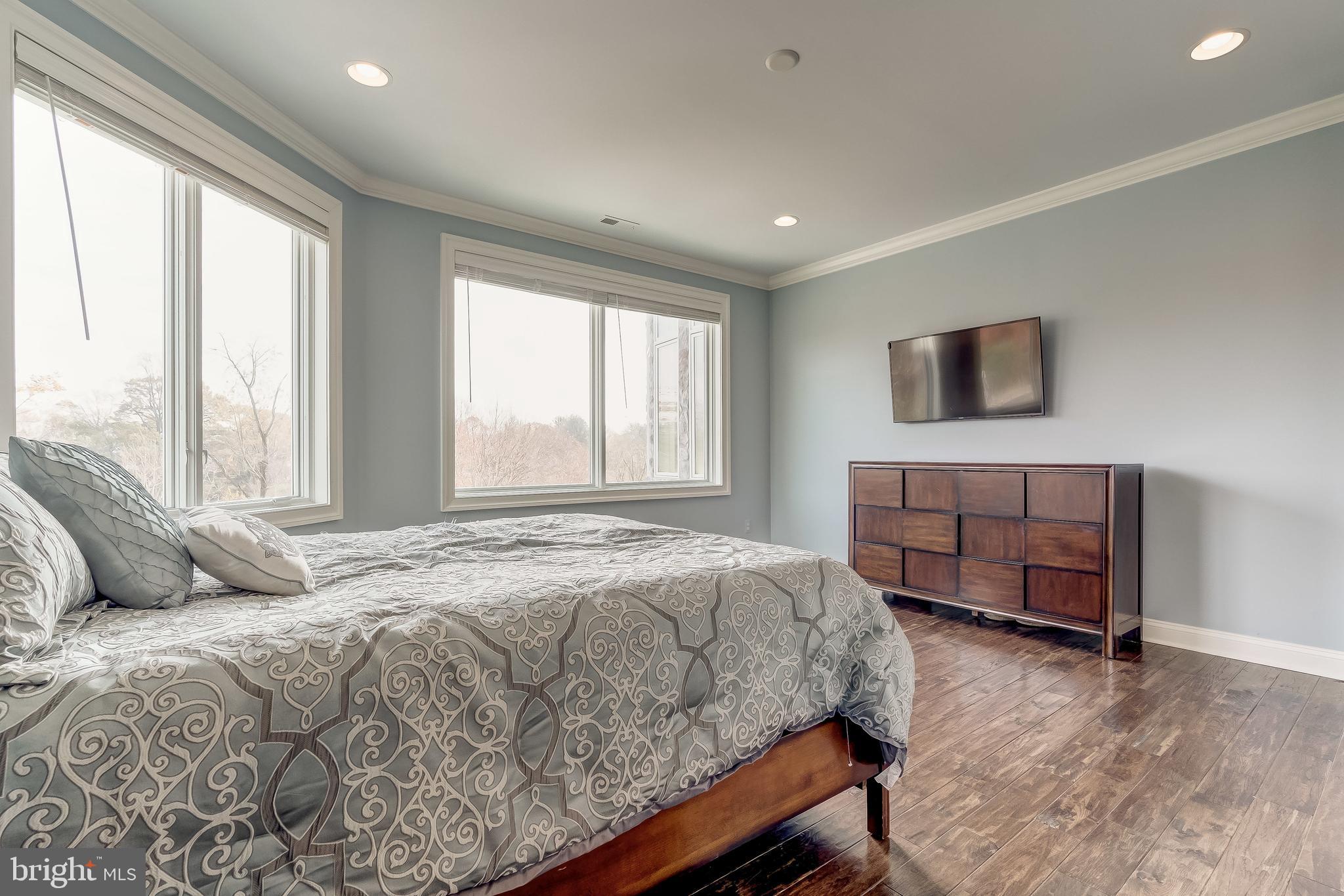 3023 Solomons Island Road Edgewater, MD 21037 - Photo 51 of 95 Bedroom