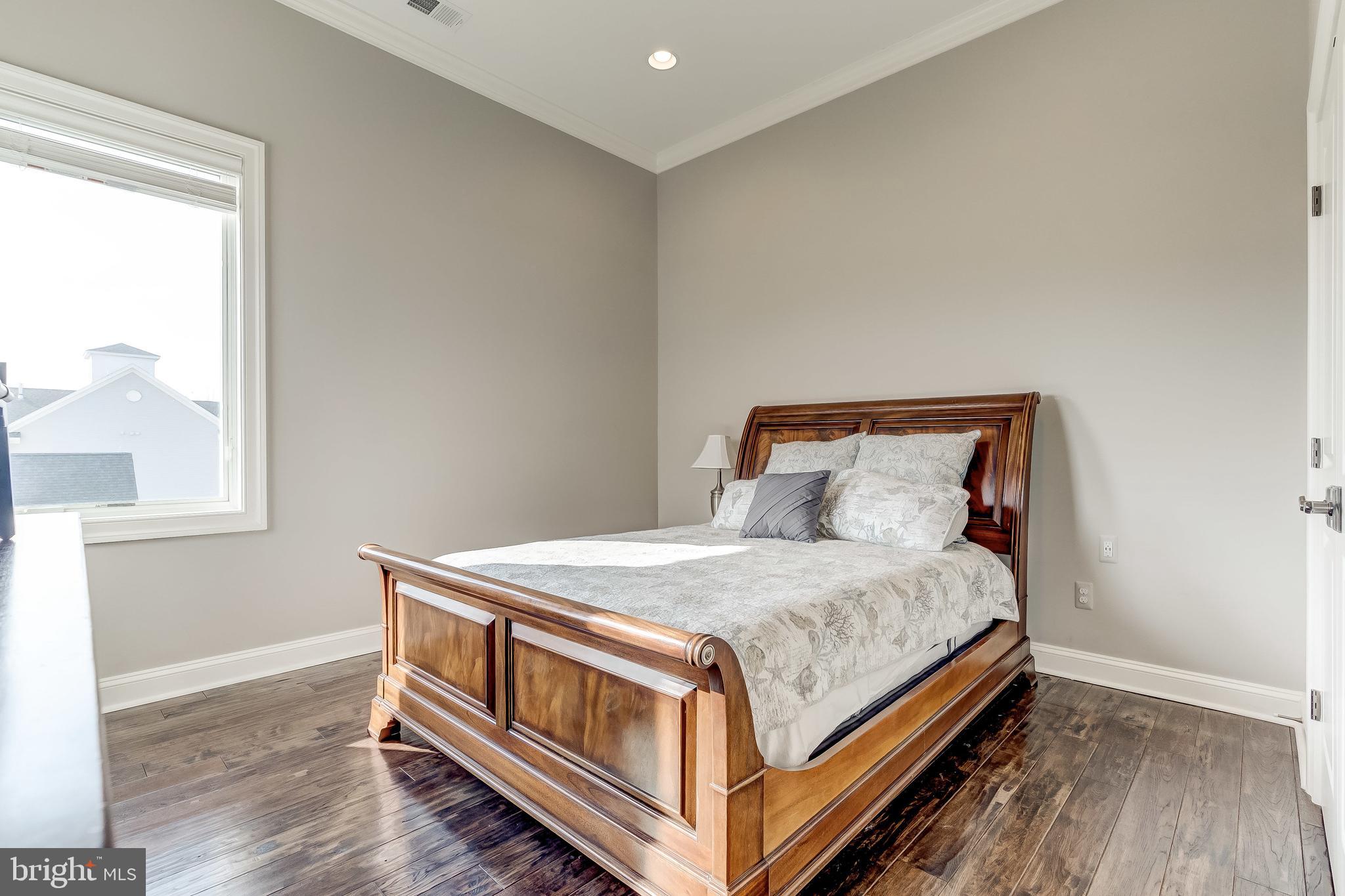3023 Solomons Island Road Edgewater, MD 21037 - Photo 53 of 95 Bedroom