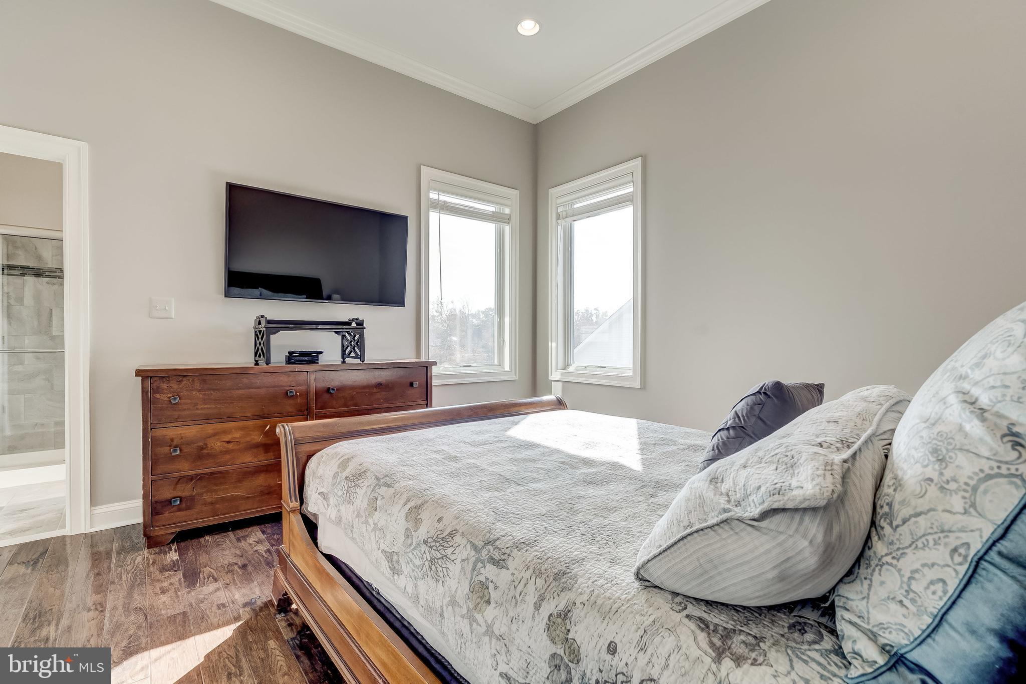 3023 Solomons Island Road Edgewater, MD 21037 - Photo 54 of 95 Bedroom